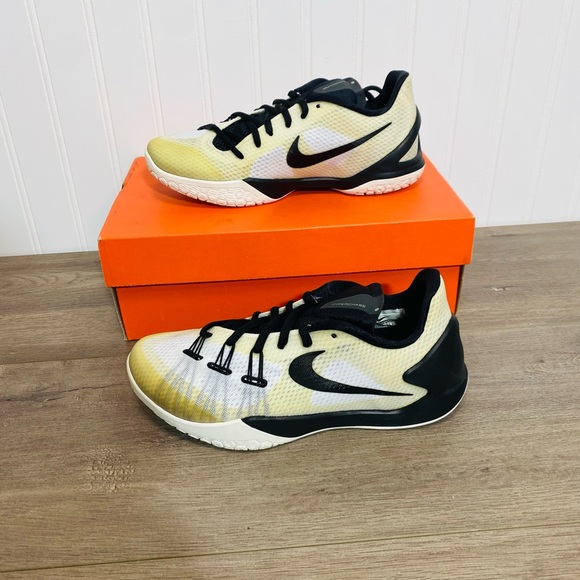 youth nike basketball shoes